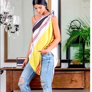 Asymmetrical blouse from Argemiro Sierra